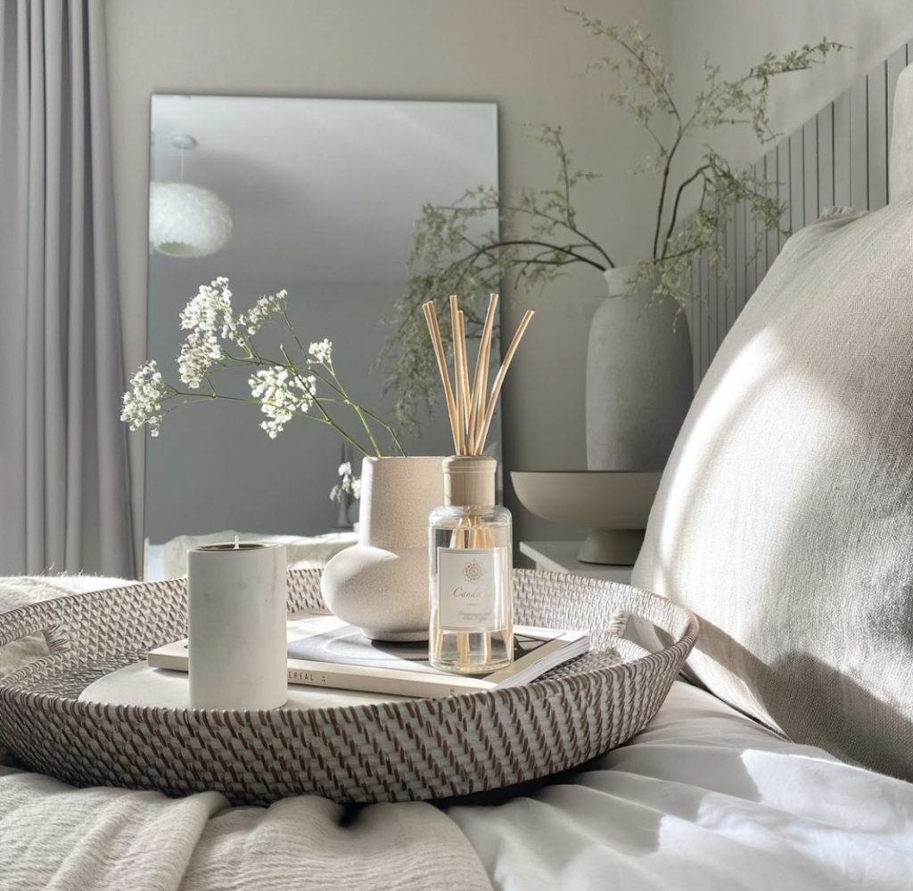 Pear & Freesia fragrance from Candalia|Candalia Oud Rose Diffuser|Candalia Spring Bouquet Candle|Candalia Logo|Candalia logo|Candalia logo|Candalia logo|Candalia diffuser