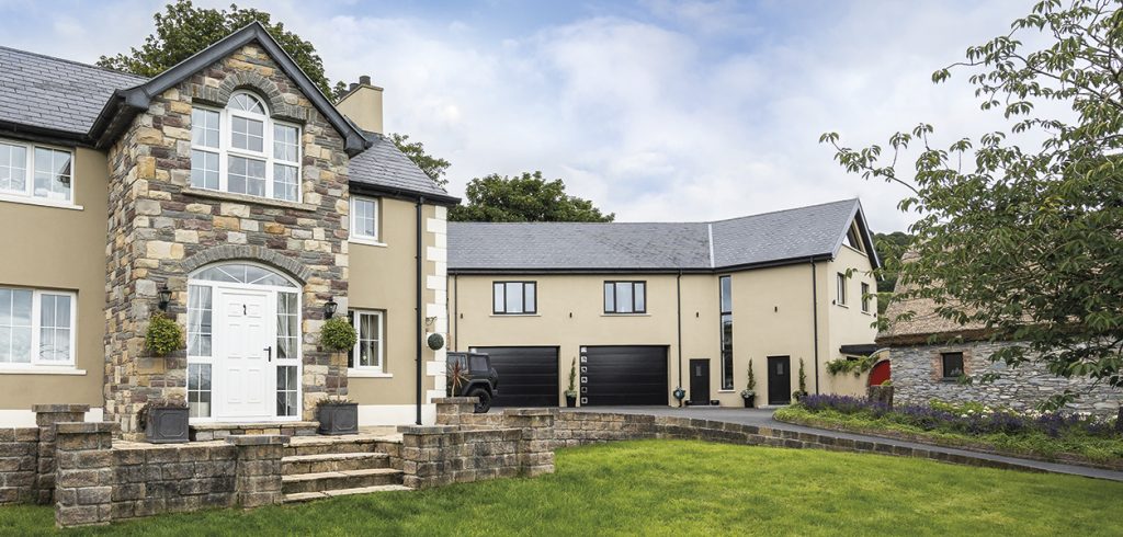 Donegal Home - October 2022 - Issue 326