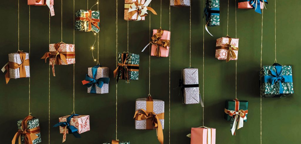 Gift Guide - December 2021 - Issue 316