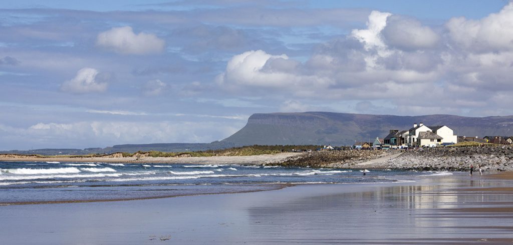 Travel Ireland - January 2023 - Issue 329