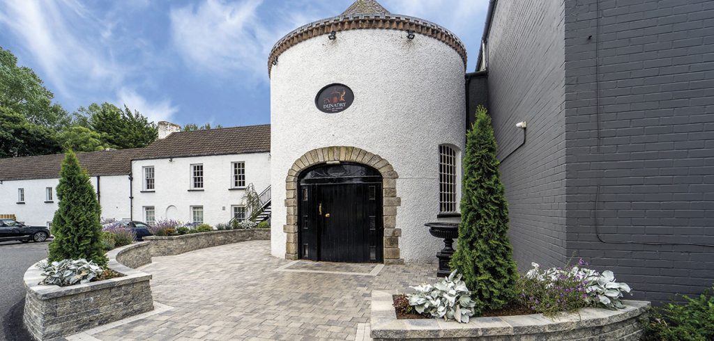 Travel Ireland - May 2023 - Issue 333